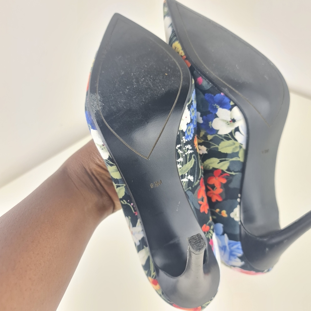 Halogen Floral Pointed Toe Stiletto Heels Size 9.5M Pumps - Picture 10 of 15
